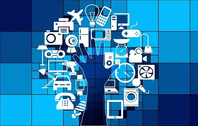 What are the differences and applications between communication modules and chips?