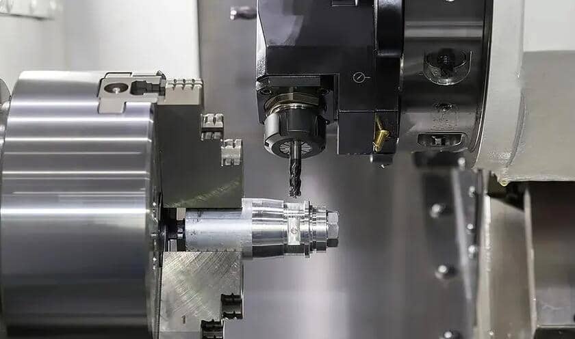 Edge Gateways: Enhancing Data Processing Efficiency in High-Precision Machining and Manufacturing